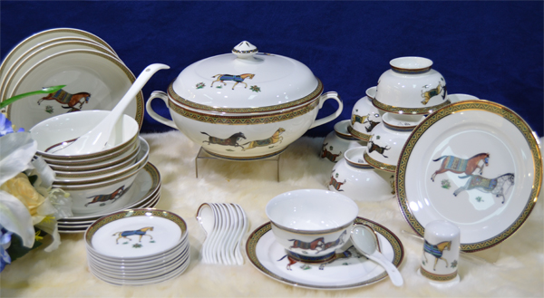 58頭唐山愛(ài)馬仕骨灰瓷套裝