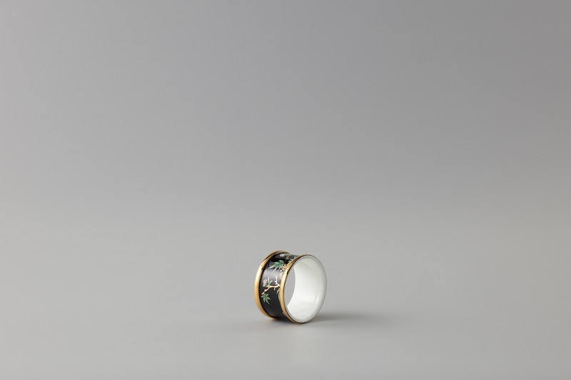 夫人瓷石榴家園餐巾圈(60mm) (2).jpg 夫人瓷石榴家園餐巾圈(60mm) (2).jpg