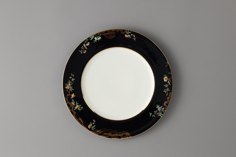 夫人瓷石榴家園平盤(270mm).jpg 夫人瓷石榴家園平盤(270mm).jpg