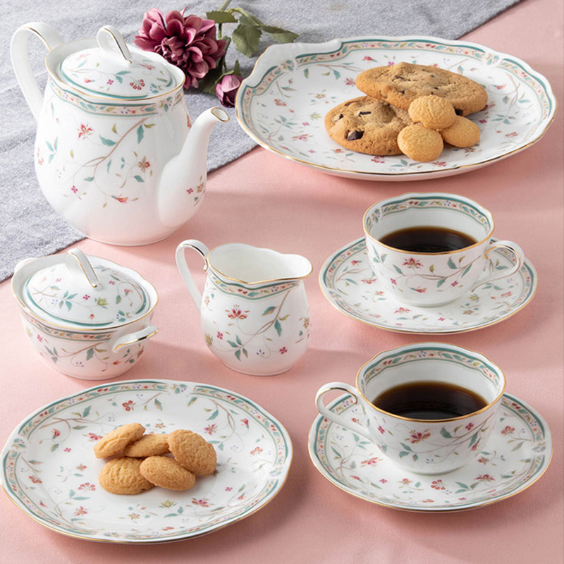 HANASARASA1.jpg HANASARASA1.jpg